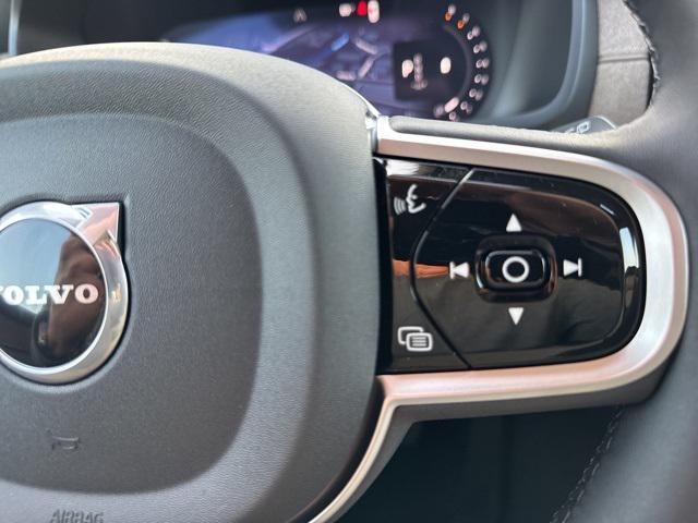 Photo of 2026 Denim Blue Metallic Volvo XC90