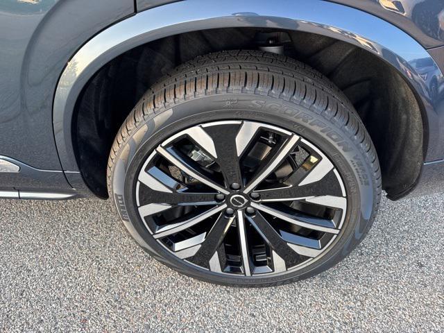 Photo of 2026 Denim Blue Metallic Volvo XC90