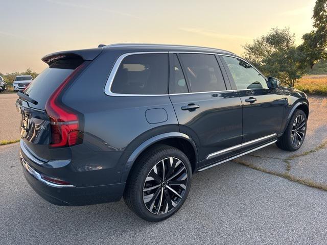 Photo of 2026 Denim Blue Metallic Volvo XC90