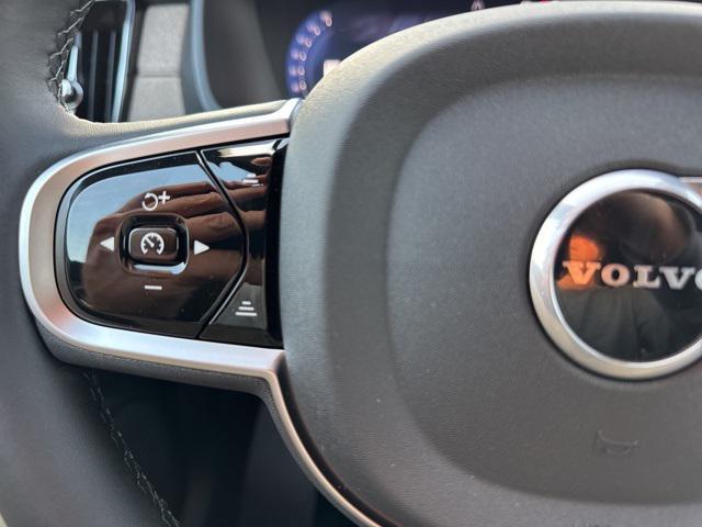 Photo of 2026 Denim Blue Metallic Volvo XC90