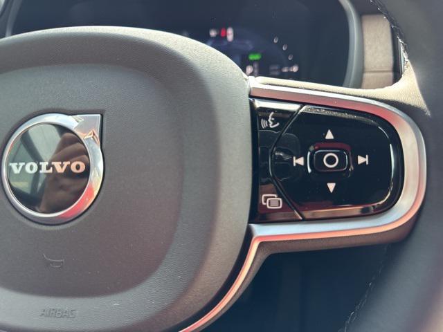 Photo of 2026 Crystal White Pearl Volvo XC90 Plug-In Hybrid