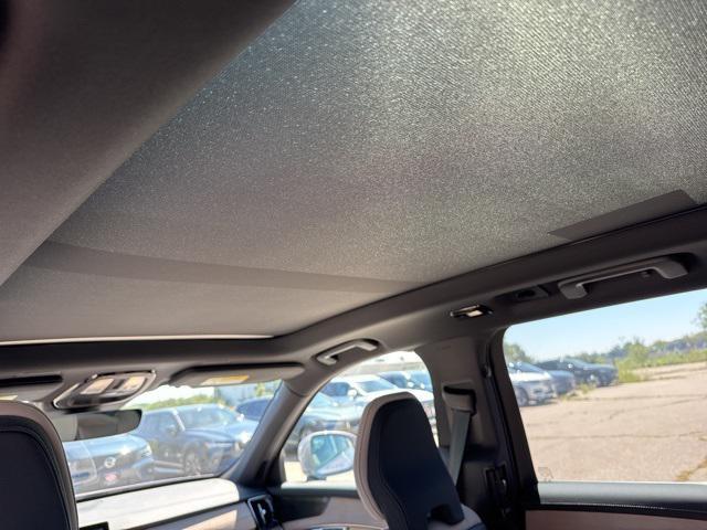 Photo of 2026 Aurora Silver Volvo XC90