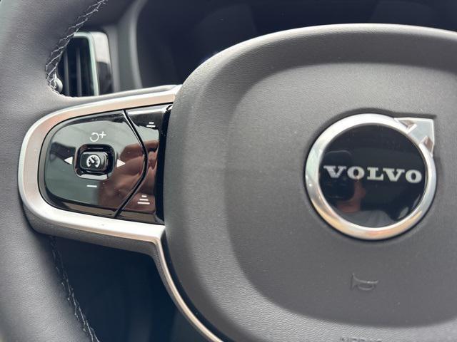 Photo of 2026 Aurora Silver Volvo XC60