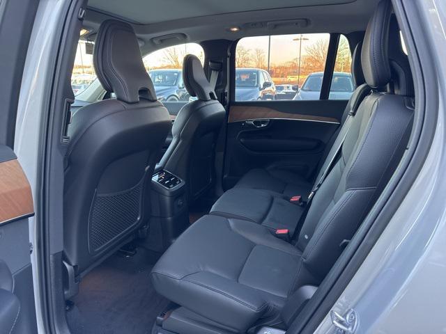 Photo of 2025 Silver Volvo XC90 Plug-In Hybrid