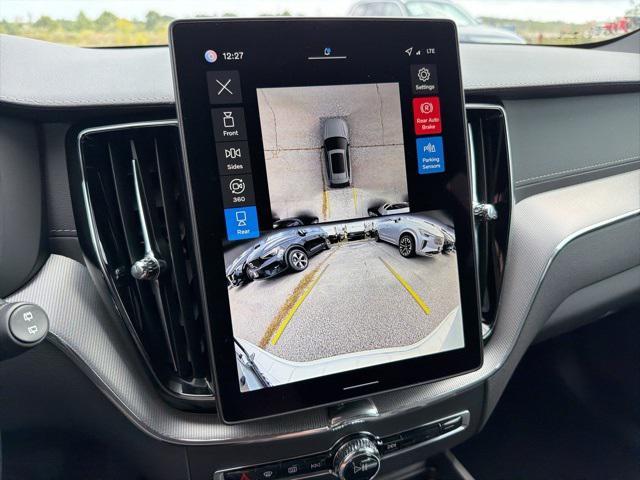 Photo of 2026 Crystal White Metallic Volvo XC60