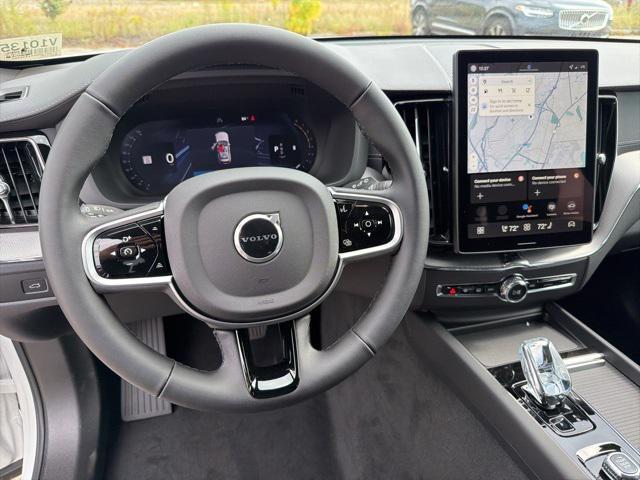 Photo of 2026 Crystal White Metallic Volvo XC60