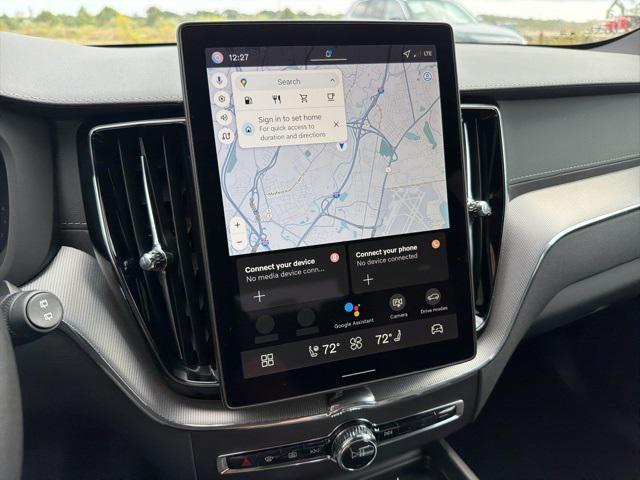 Photo of 2026 Crystal White Metallic Volvo XC60