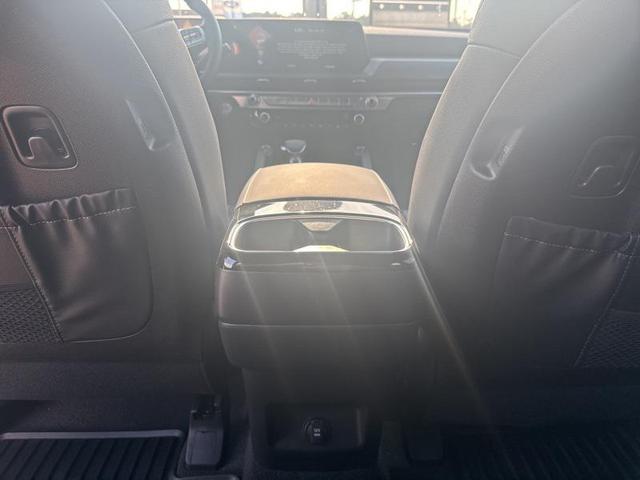 Photo of 2025 Panthera Metal Kia Telluride