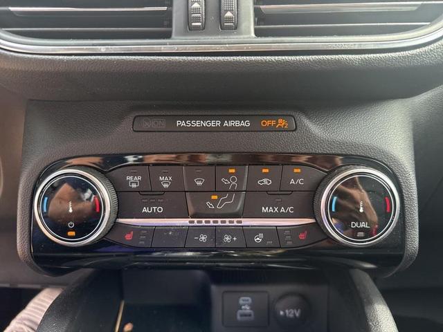 Photo of 2022 Agate Black Metallic Ford Escape