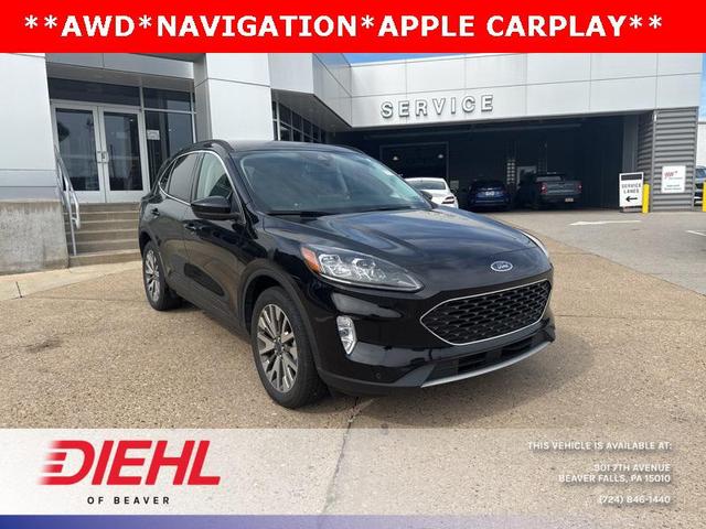 Photo of 2022 Agate Black Metallic Ford Escape
