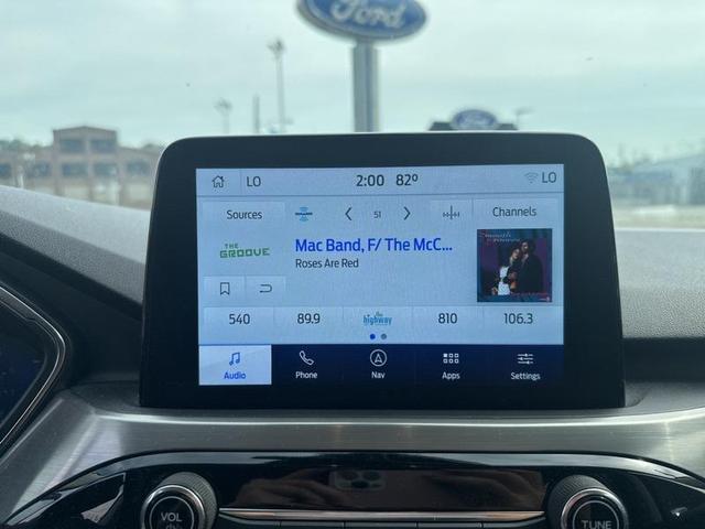 Photo of 2022 Agate Black Metallic Ford Escape