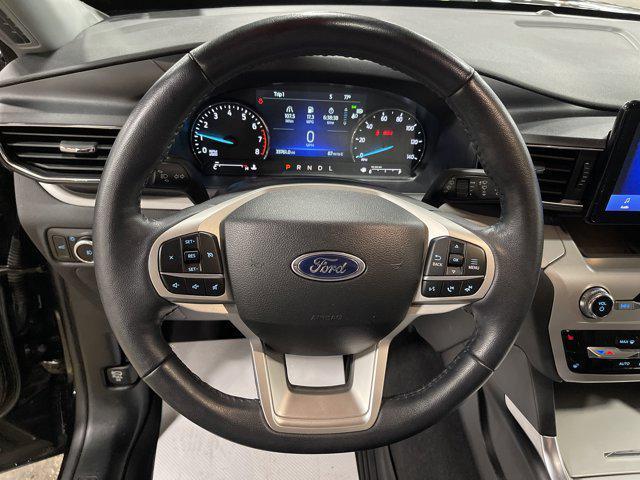 Photo of 2023 Agate Black Metallic Ford Explorer