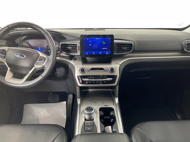 Photo of 2023 Agate Black Metallic Ford Explorer