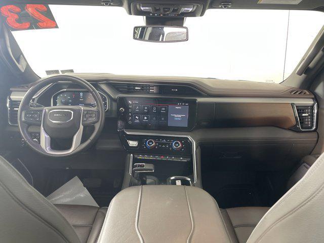 Photo of 2023 White Frost Tricoat GMC Sierra 1500