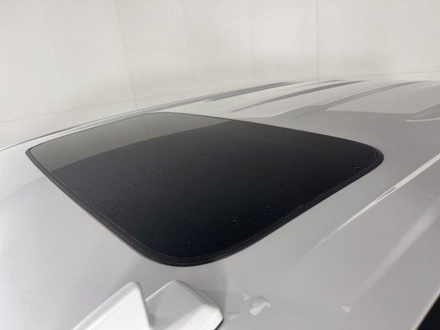 Photo of 2023 White Frost Tricoat GMC Sierra 1500