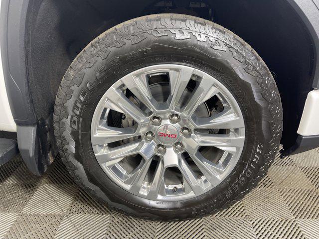 Photo of 2023 White Frost Tricoat GMC Sierra 1500