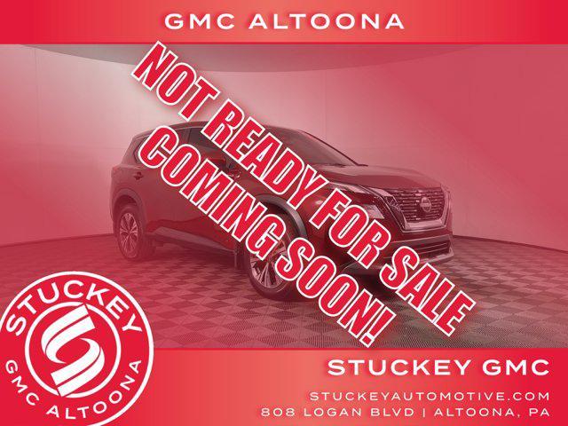 Photo of 2023 Scarlet Ember Tintcoat Nissan Rogue