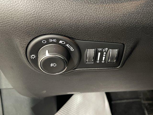 Photo of 2024 Bright White Clearcoat Jeep Compass