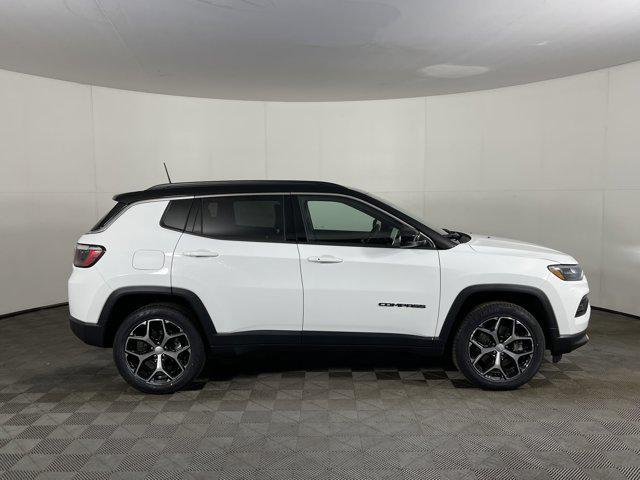 Photo of 2024 Bright White Clearcoat Jeep Compass