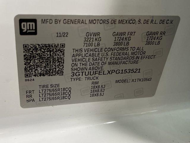 Photo of 2023 Summit White GMC Sierra 1500