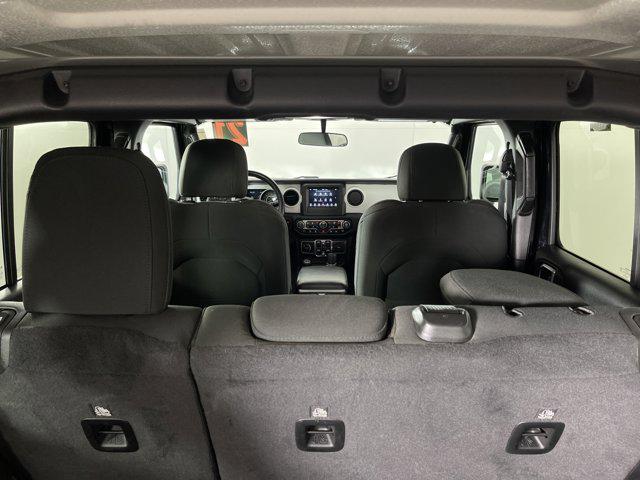 Photo of 2021 Black Clearcoat Jeep Wrangler Unlimited