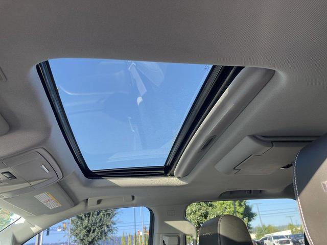 Photo of 2017 White GMC Sierra 2500