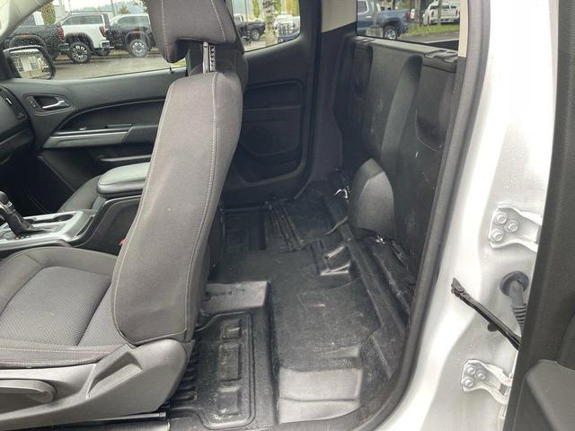 Photo of 2022 White Chevrolet Colorado