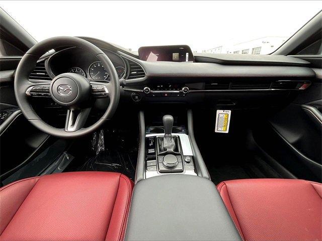 Photo of 2025 Gray Mazda Mazda3