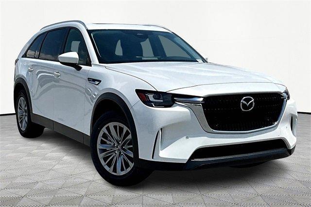 Photo of 2025 White Mazda CX-90