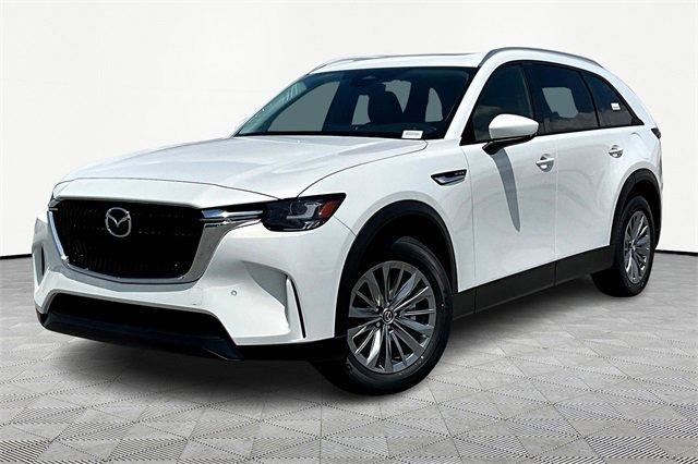 Photo of 2025 White Mazda CX-90