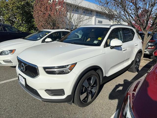 2020 Volvo XC40