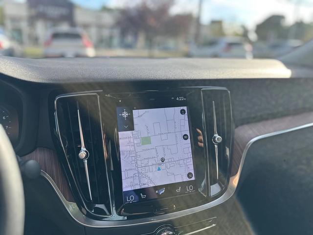 Photo of 2022 Bright Silver Metallic Volvo S60