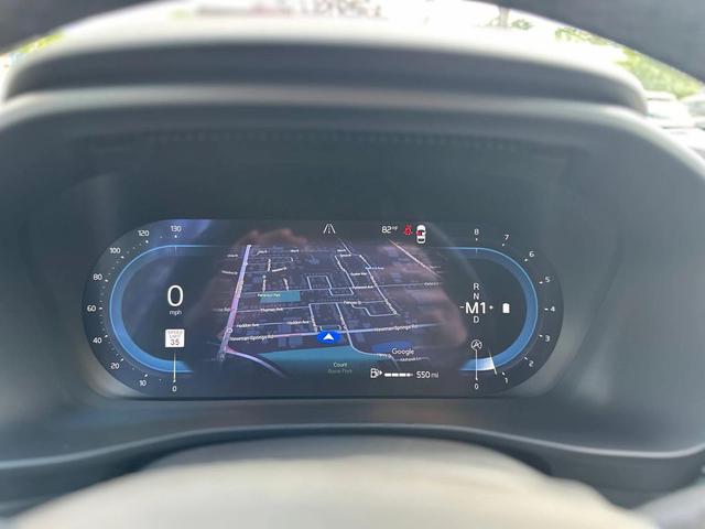 Photo of 2025 Crystal White Volvo XC40