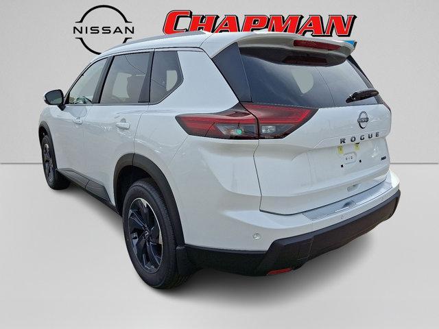Photo of 2026 Everest White P Nissan Rogue