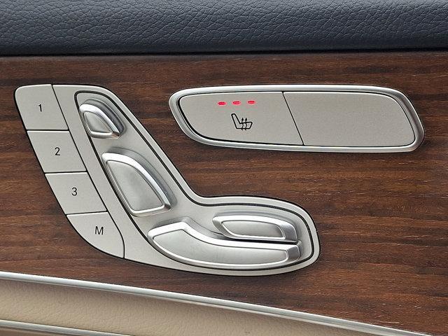 Photo of 2022 White Mercedes-Benz GLC 300