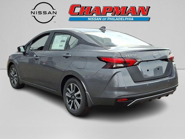 Photo of 2025 Gun Metallic Nissan Versa
