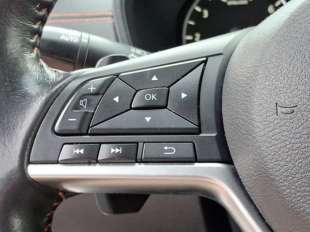 Photo of 2022 Glacier White Nissan Altima
