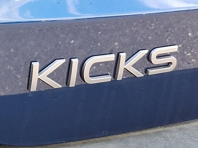 Photo of 2025 Deep Blue Pearl Nissan Kicks