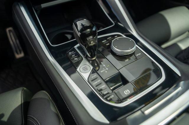 Photo of 2022 Black BMW X6
