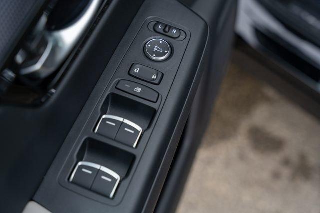 Photo of 2026 Crystal Black Pearl Honda CR-V