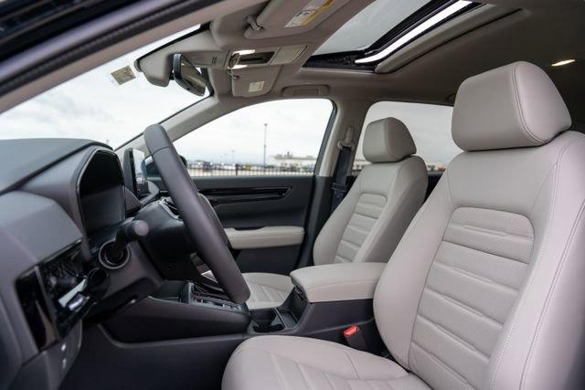 Photo of 2026 Crystal Black Pearl Honda CR-V