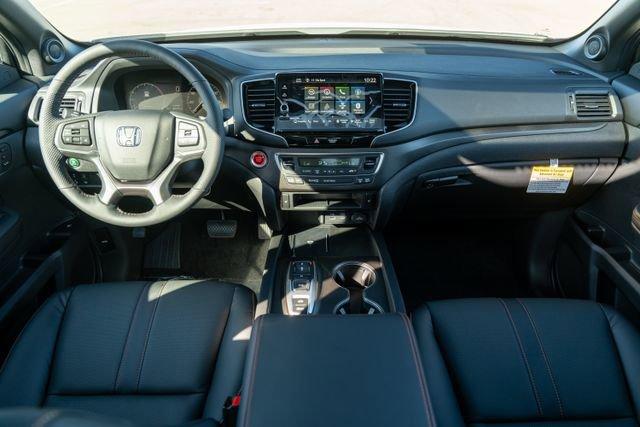 Photo of 2025 Platinum White Pearl Honda Ridgeline