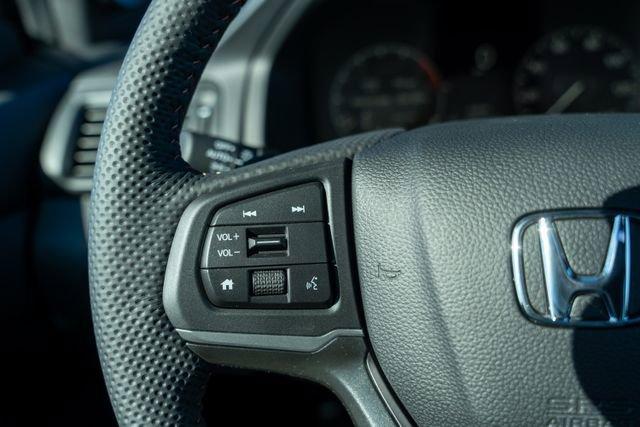 Photo of 2025 Platinum White Pearl Honda Ridgeline