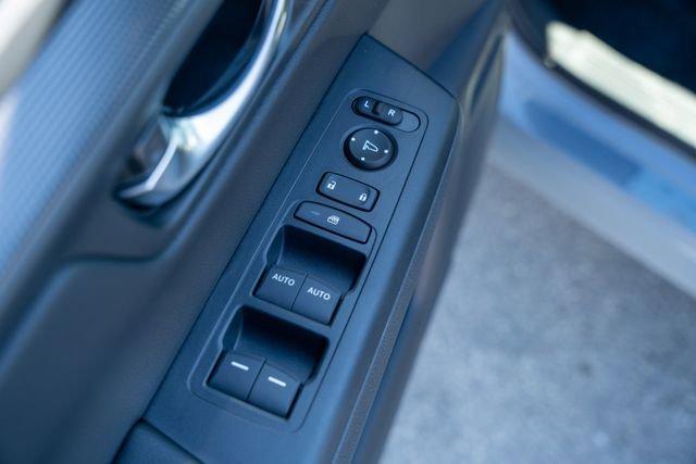 Photo of 2026 Urban Gray Pearl Honda CR-V