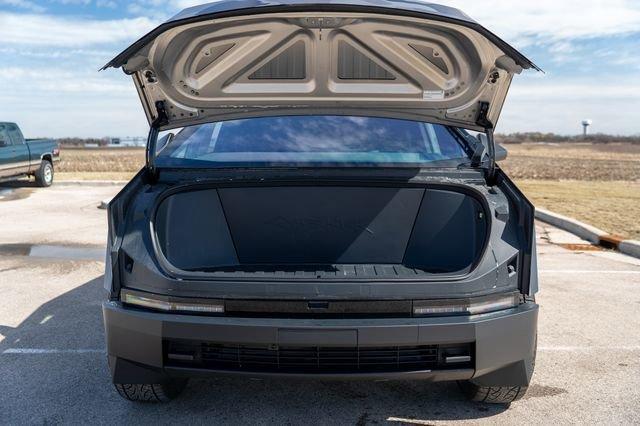 Photo of 2024 Silver Tesla Cybertruck