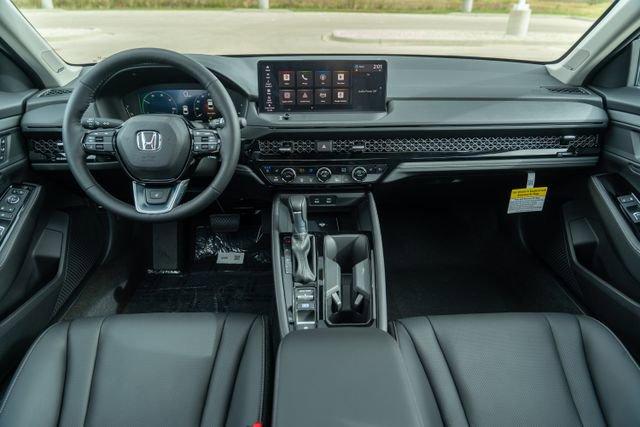 Photo of 2025 Canyon River Blue Metallic Honda Accord Hybrid