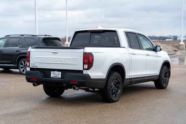 Photo of 2025 Platinum White Pearl Honda Ridgeline