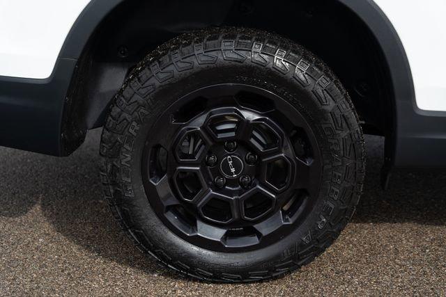 Photo of 2025 Platinum White Pearl Honda Ridgeline