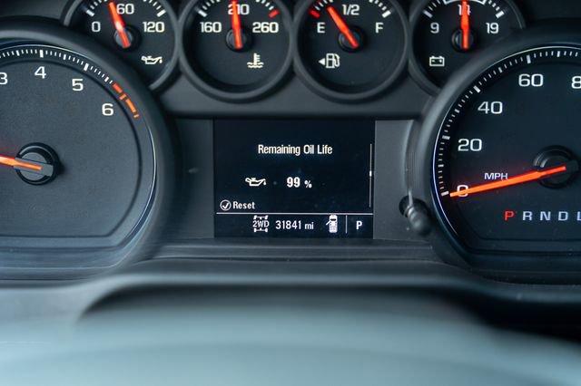 Photo of 2023 Summit White GMC Sierra 1500