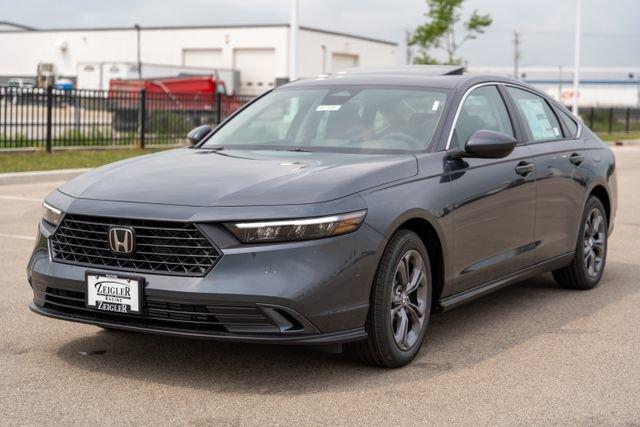 Photo of 2024 Meteorite Gray Metallic Honda Accord